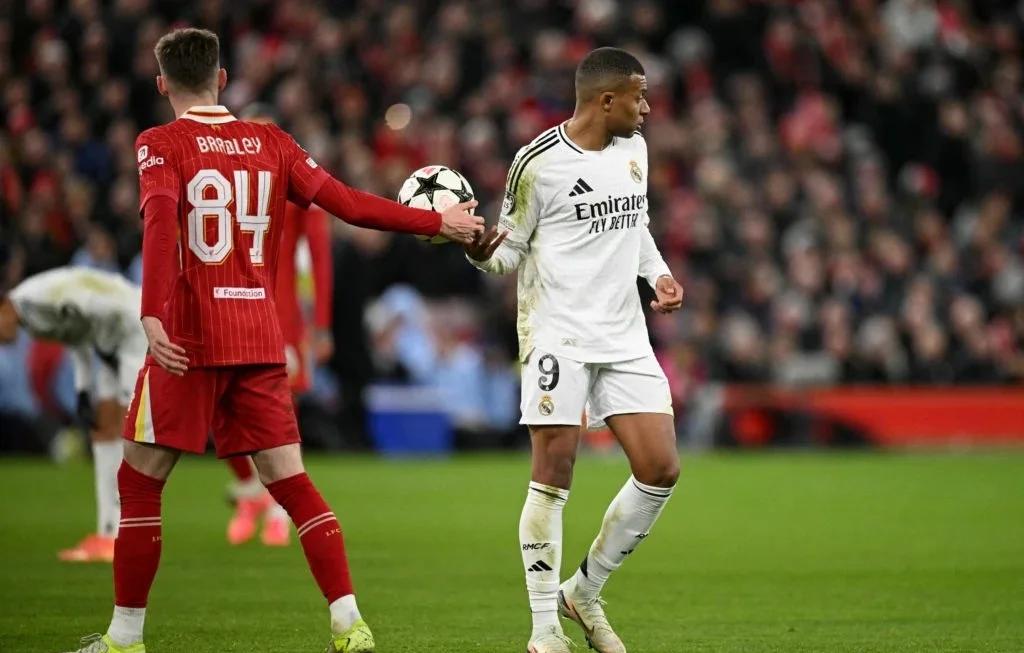 哈登焦点对战，姆巴佩与50激战利物浦分钟，险胜胜负难料！